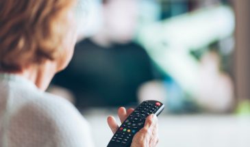 Телевизор усыхает мозг: ученые нашли связь между диваном и деменцией