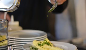 Как плавленый сыр заменяет молоко и масло в картофельном пюре