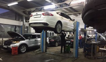Россияне массово узнали, как стучит двигатель автомобиля: «дайте больше яду»!