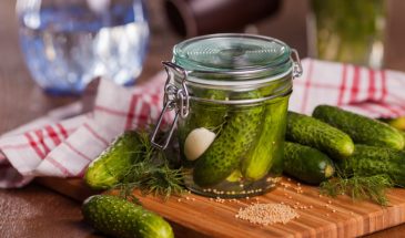 Мягкие маринованные огурцы — это кулинарный позор: один шаг, который гарантирует идеальный хруст
