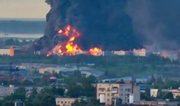 Зеленский бьет прицельно: как начальство проспало удары по тылу