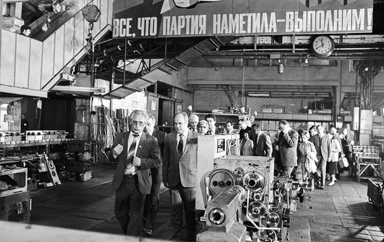 От суперкомпьютера «Эльбрус» до Лады Весты: как либеральные идеи довели Россию до технологической нищеты