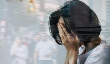 Панические атаки: кто в зоне риска и как быстро успокоиться
