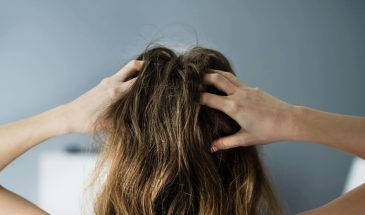 Смертельный грибок нашел убежище в волосах: ученые раскрыли секрет выживания Candida auris