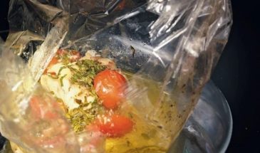 Треска в пакете с томатами черри: секрет идеальной сочности за 15 минут