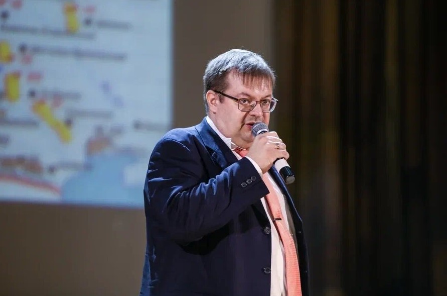 «Миф об одной винтовке на троих — это откровенная ахинея»: историк Алексей Исаев развенчивает популярные мифы о войне