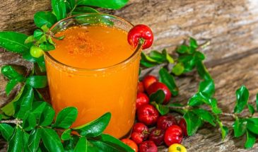 Самый витаминный сок в мире: разбираем пользу ацеролы и реальность для российского потребителя