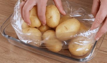В чем картошка пролежит дольше: пакет или корзина?