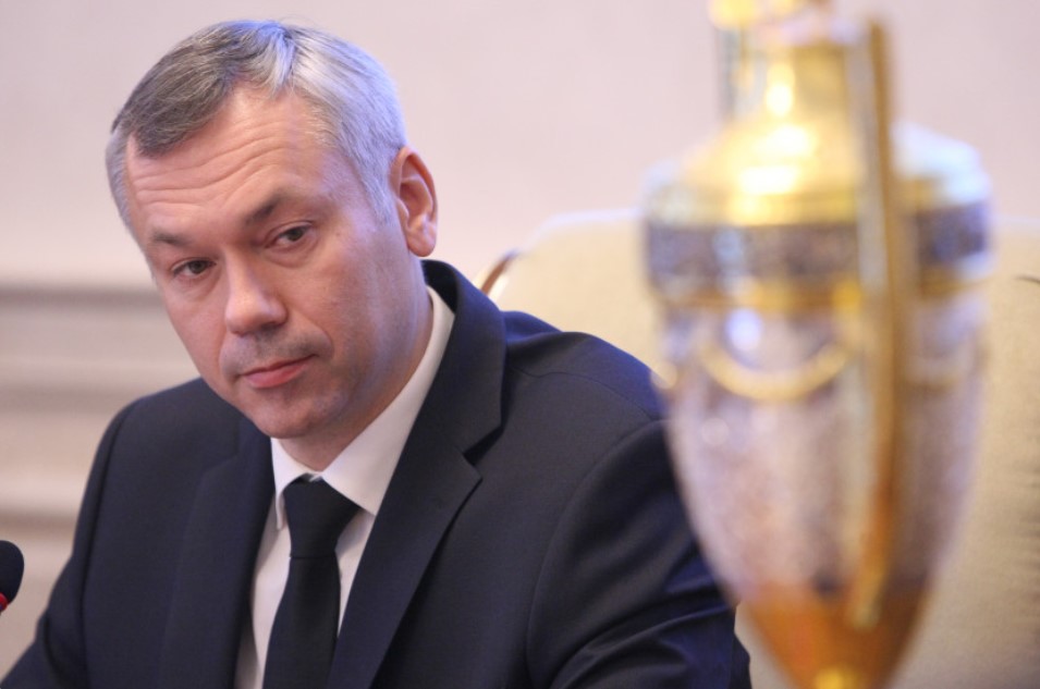 Концессия на разрушение: как губернатор Травников закапывал миллиарды в фундаменты призраков при молчании центра