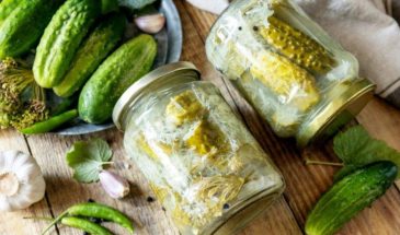 Огурцы «в снегу»: хрустящая закуска, которая выглядит как чудо