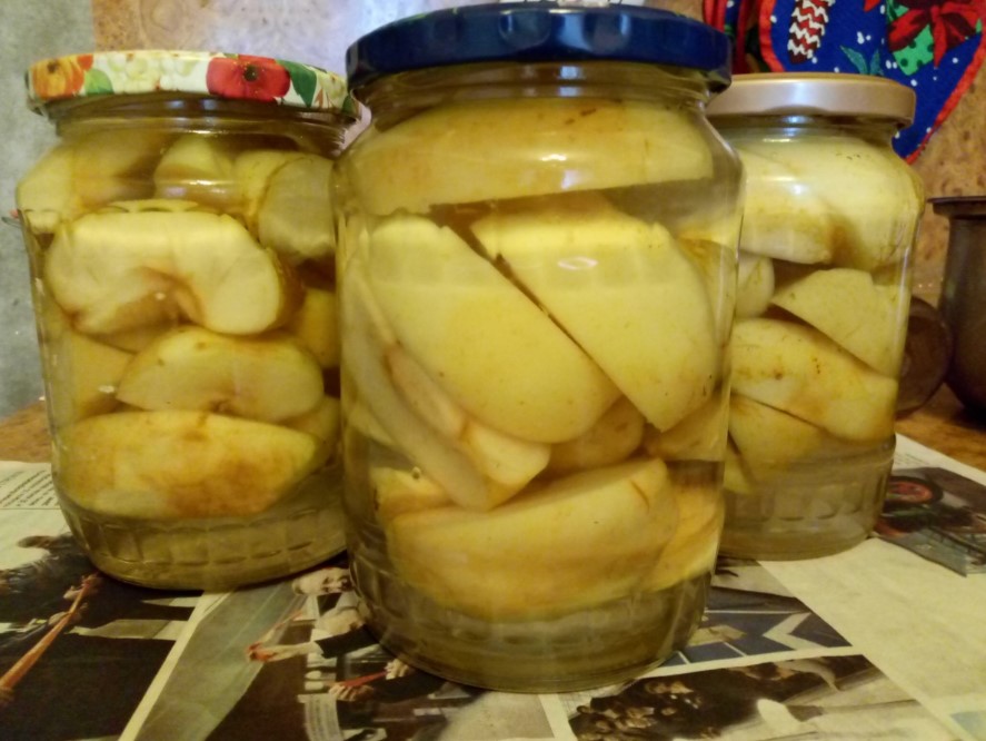 Компот из антоновки на зиму: прозрачный, ароматный и с кислинкой без стерилизации