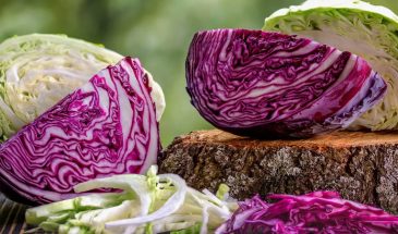 Не выбрасывайте кочерыжку: простой трюк для идеального вкуса щей и борща
