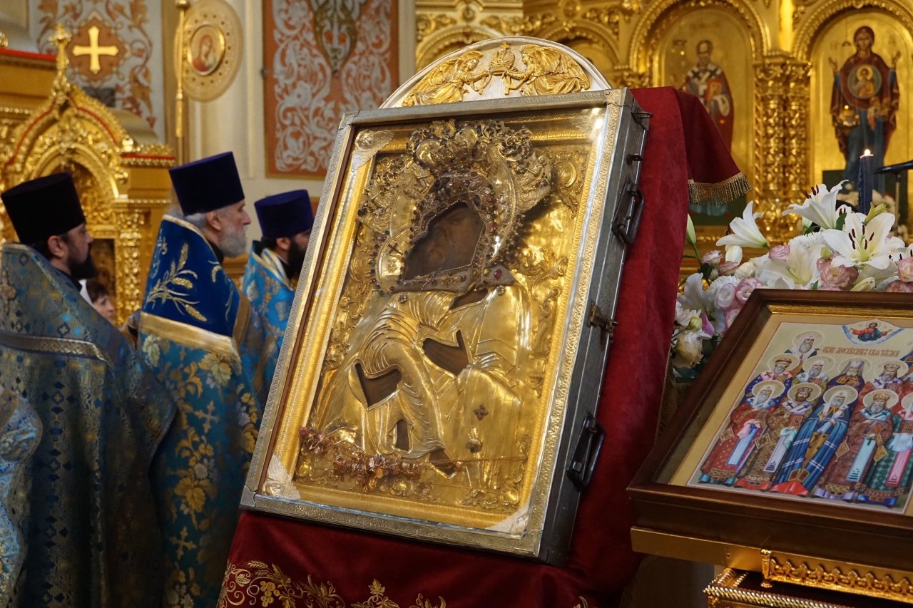 20 октября верующие отмечают праздник Псково-Печерской иконы Божией Матери Умиление: о чем молиться сегодня